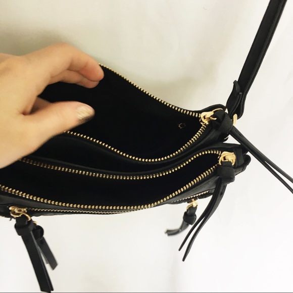 Gray vegan suede zippered crossbody bag - Picture 4 of 7